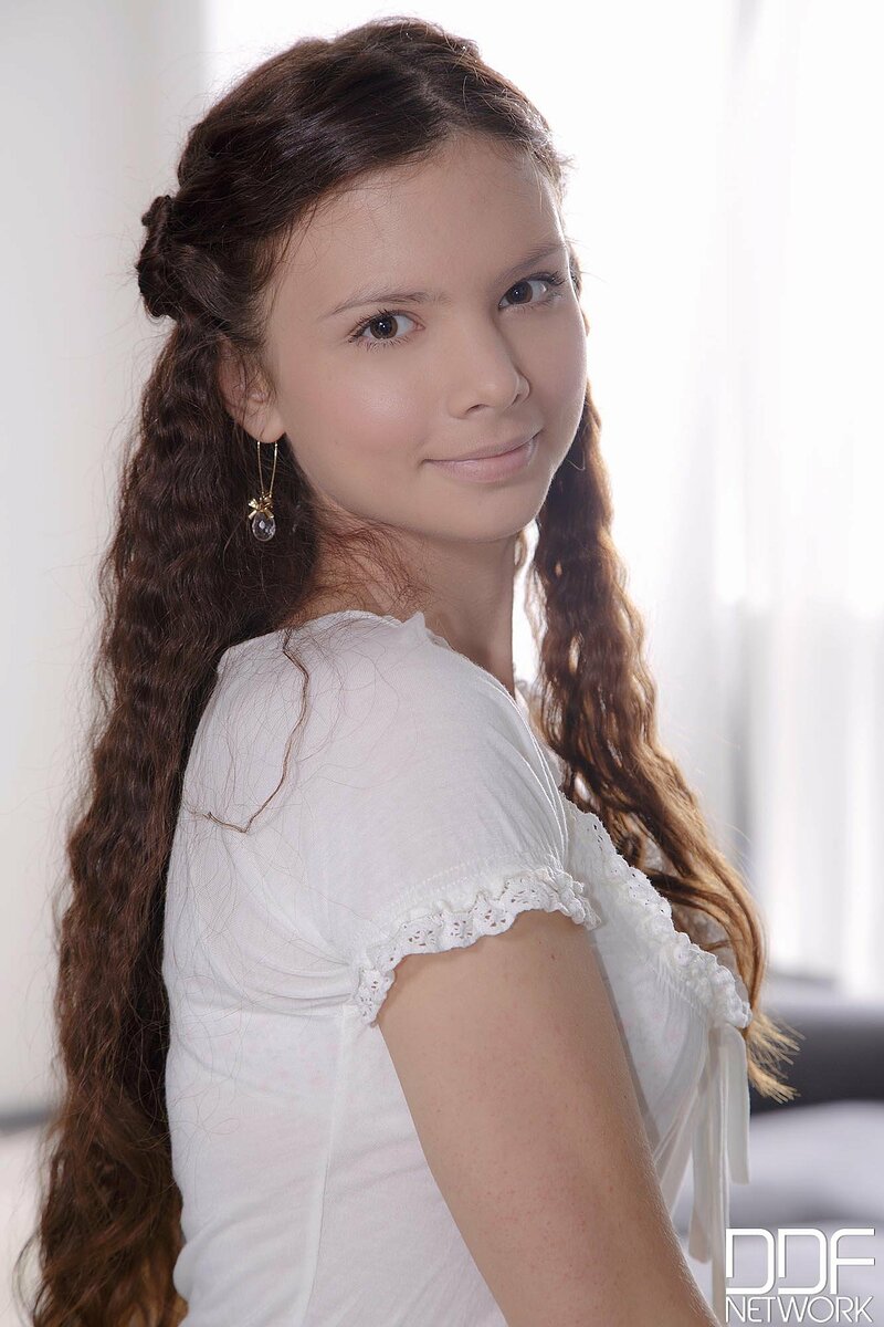 Юлия, 69 лет, 0 размер груди